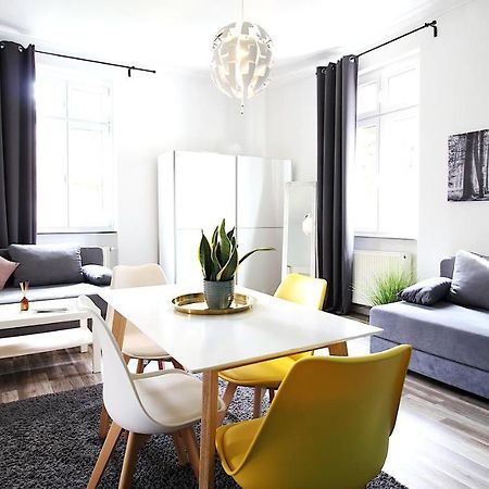 Schicke 2-Zimmer-City-Wohnung Würzburg Esterno foto